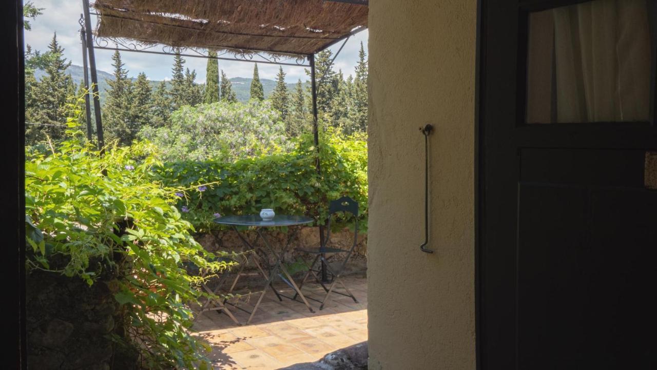 Hotel-Restaurant Le Moulin De La Camandoule Fayence Εξωτερικό φωτογραφία