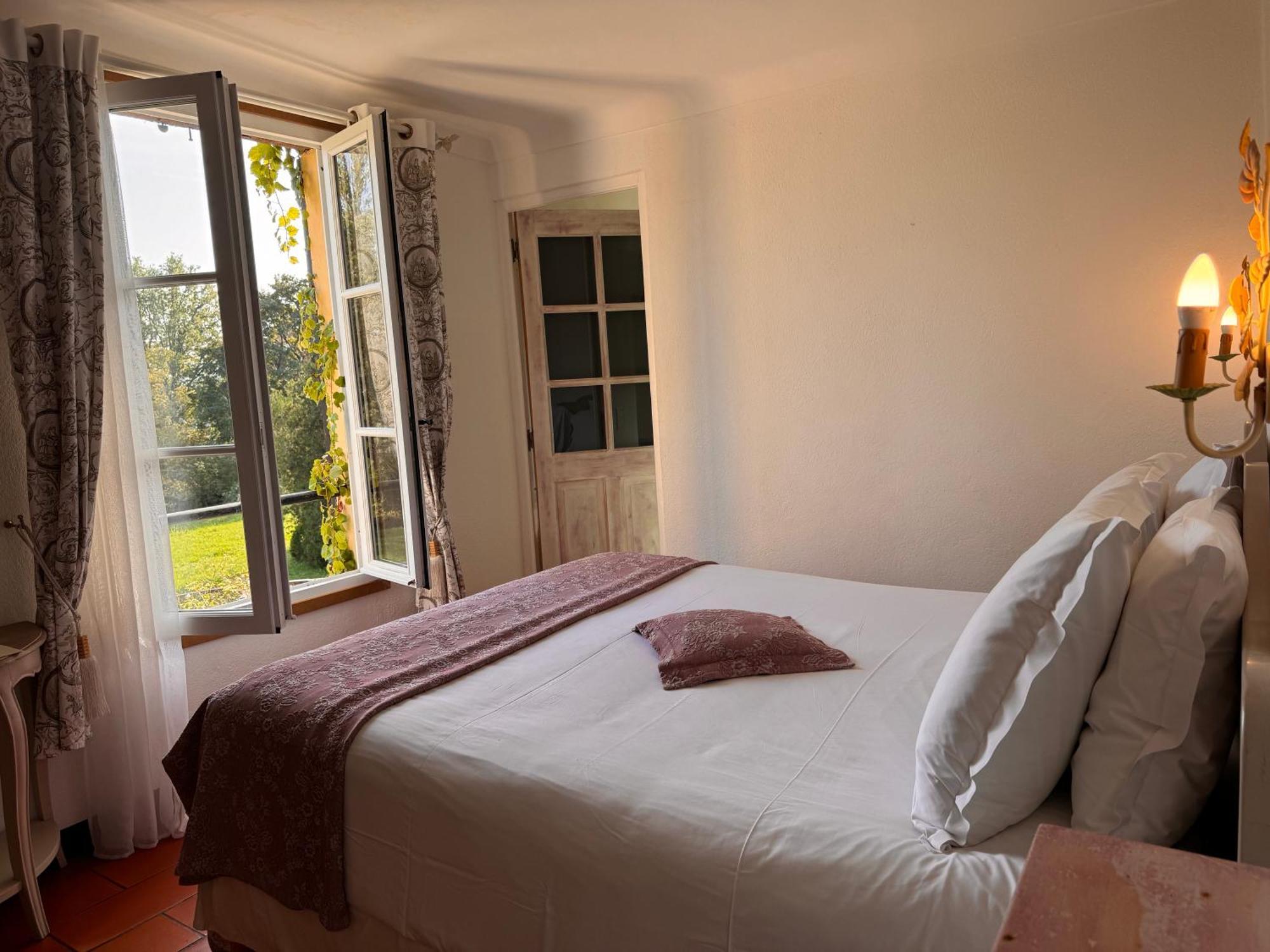 Hotel-Restaurant Le Moulin De La Camandoule Fayence Εξωτερικό φωτογραφία